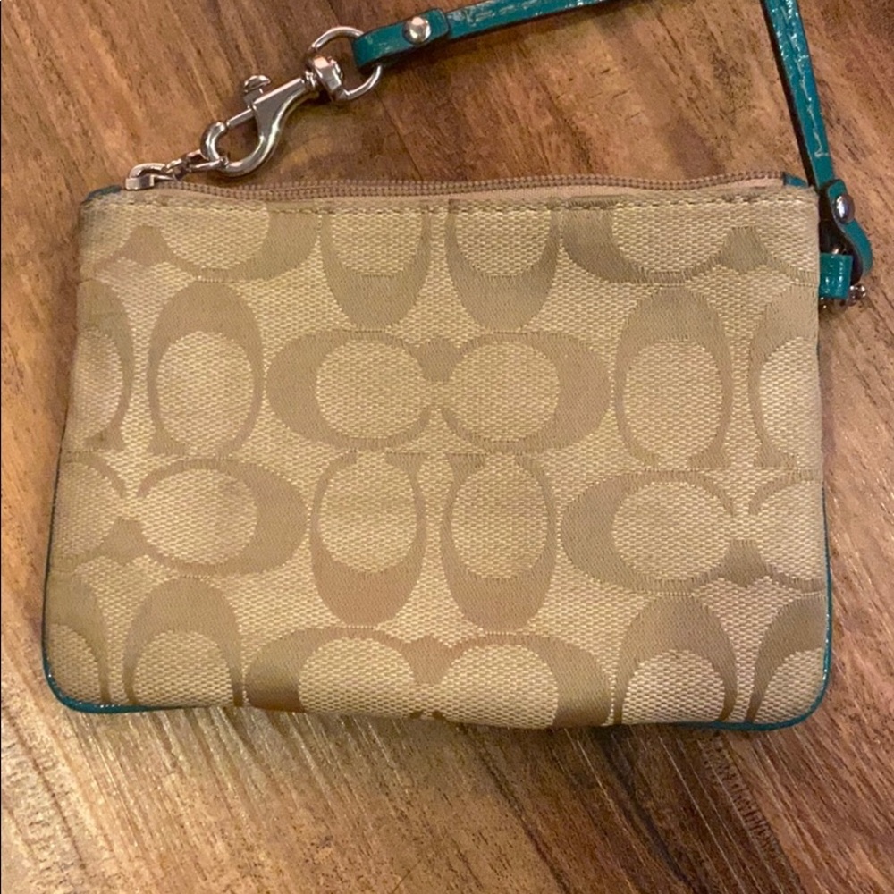 Coach Wristlet In Signature Large C Pattern - image 3